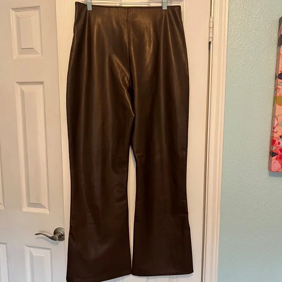 Abercrombie & Fitch Vegan Leather Pants - Brown Flare - Picture 5 of 11